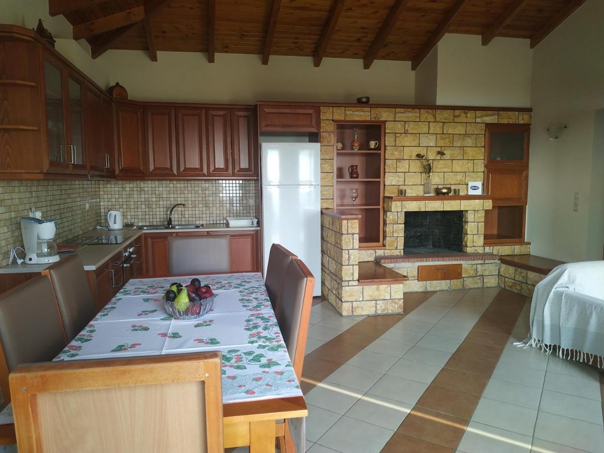 Papadeas Villas Megali Mantineia Exterior foto